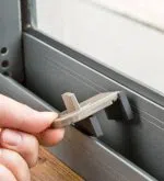 Locksmith Key Store Bronx, NY 718-304-2933 - broken-key-extraction