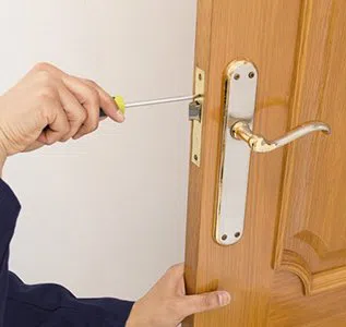 Locksmith Key Store Bronx, NY 718-304-2933 - unlock-service